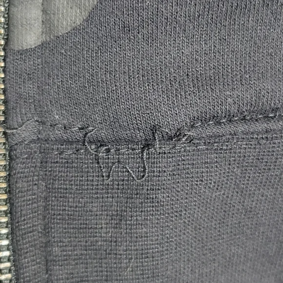 Ed Hardy Black New York City Nyc Skull Cropped Hoodie Size Large. - Picture 12 of 12